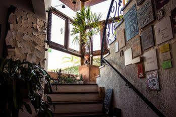 Hotel Santarina 2*
